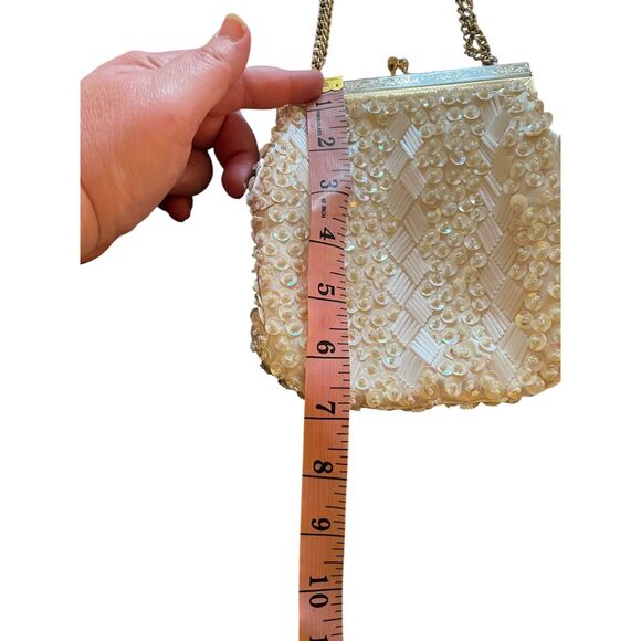 Vintage ivory sequined beaded evening bag gold kisslock chain strap glam retro - Picture 10 of 13